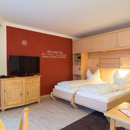 Alpenflair Ferienwohnungen Whg 103 Appartementhaus Nebelhorn Oberstdorf Bagian luar foto