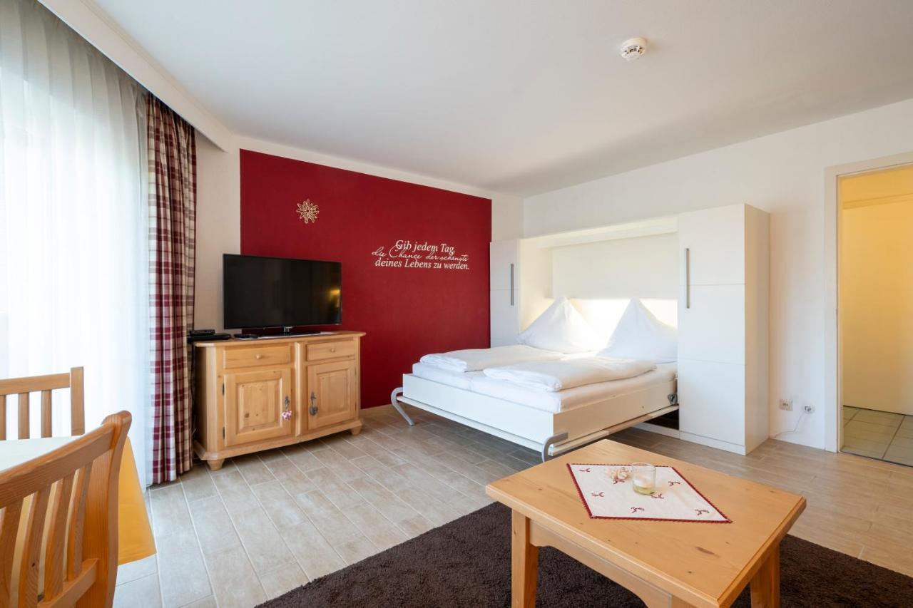 Alpenflair Ferienwohnungen Whg 103 Appartementhaus Nebelhorn Oberstdorf Bagian luar foto